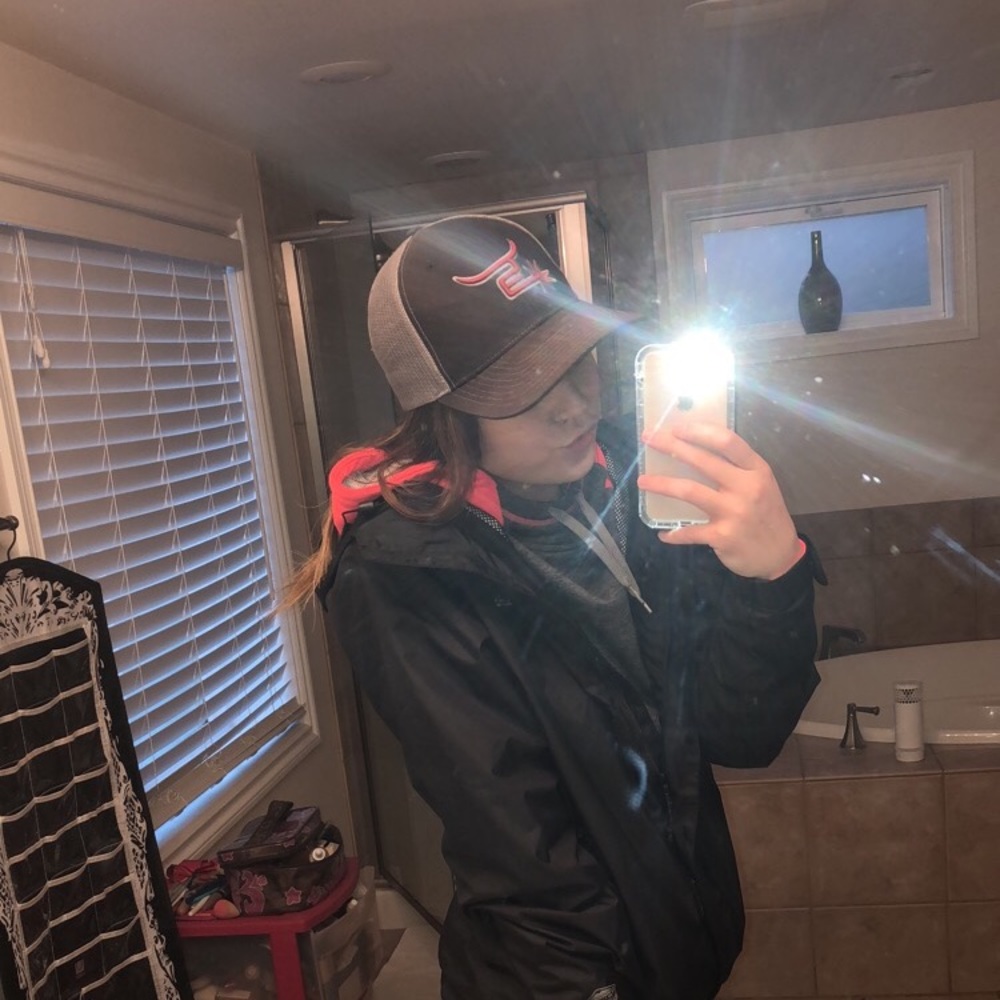 Meet your Posher, Bailey